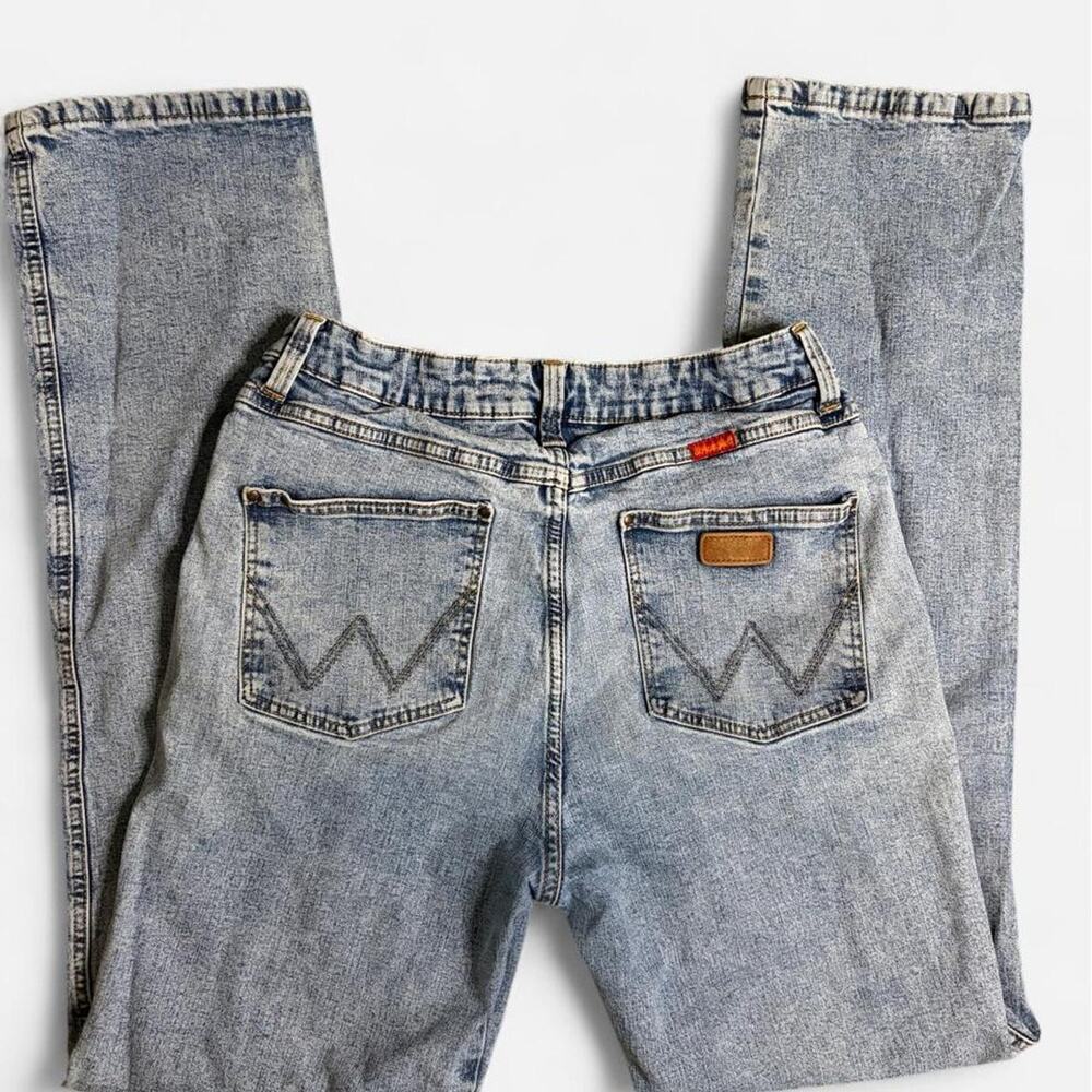 Vintage Distressed Wrangler blue jeans- size 6-8